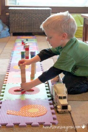 Counting blocks while building towers using the ABC mat