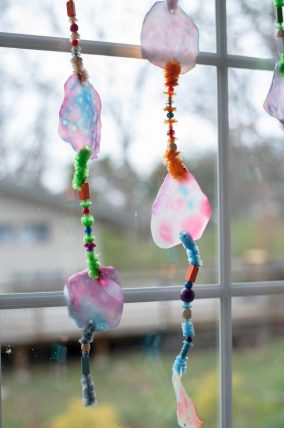 Try this crazy fun glue craft kids will love.