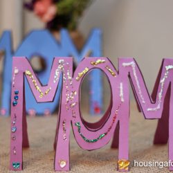 MOM-WOW Card
