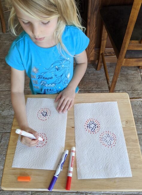 Practicing Paper Towel Pattern Art