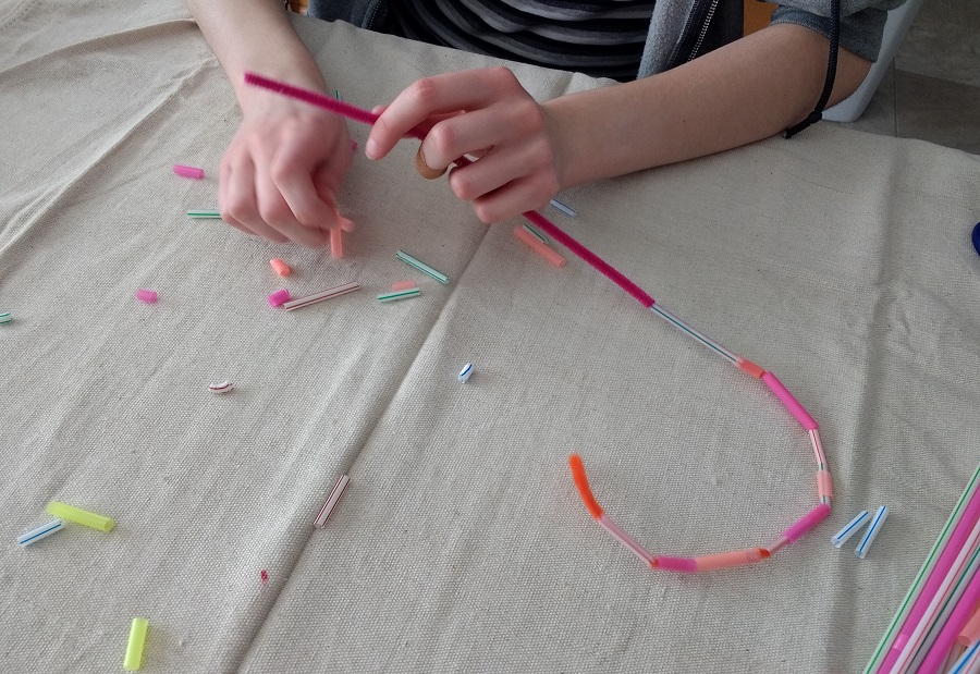 3 Supply Pipe Cleaner Headband Craft for Kids Hands On As We Grow®