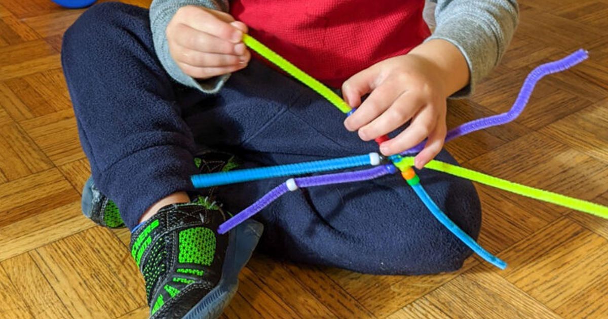 Beaded Pipe Cleaner Stars Quick and Easy Fine Motor Activity HOAWG